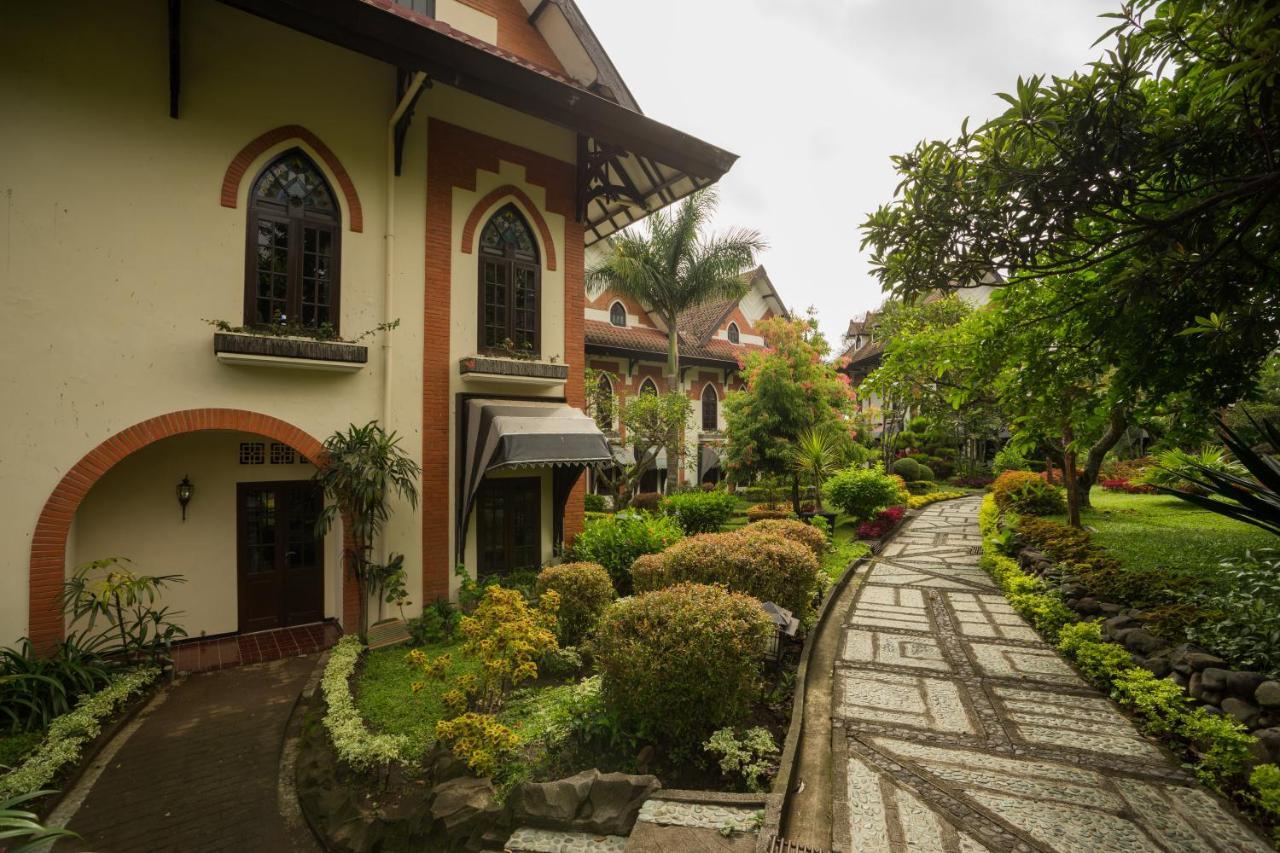 Royal Hotel And Villa Batu Бату Экстерьер фото