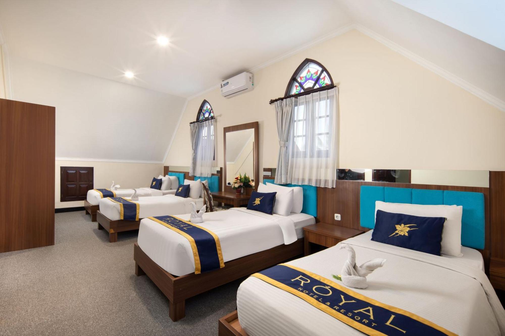 Royal Hotel And Villa Batu Бату Экстерьер фото
