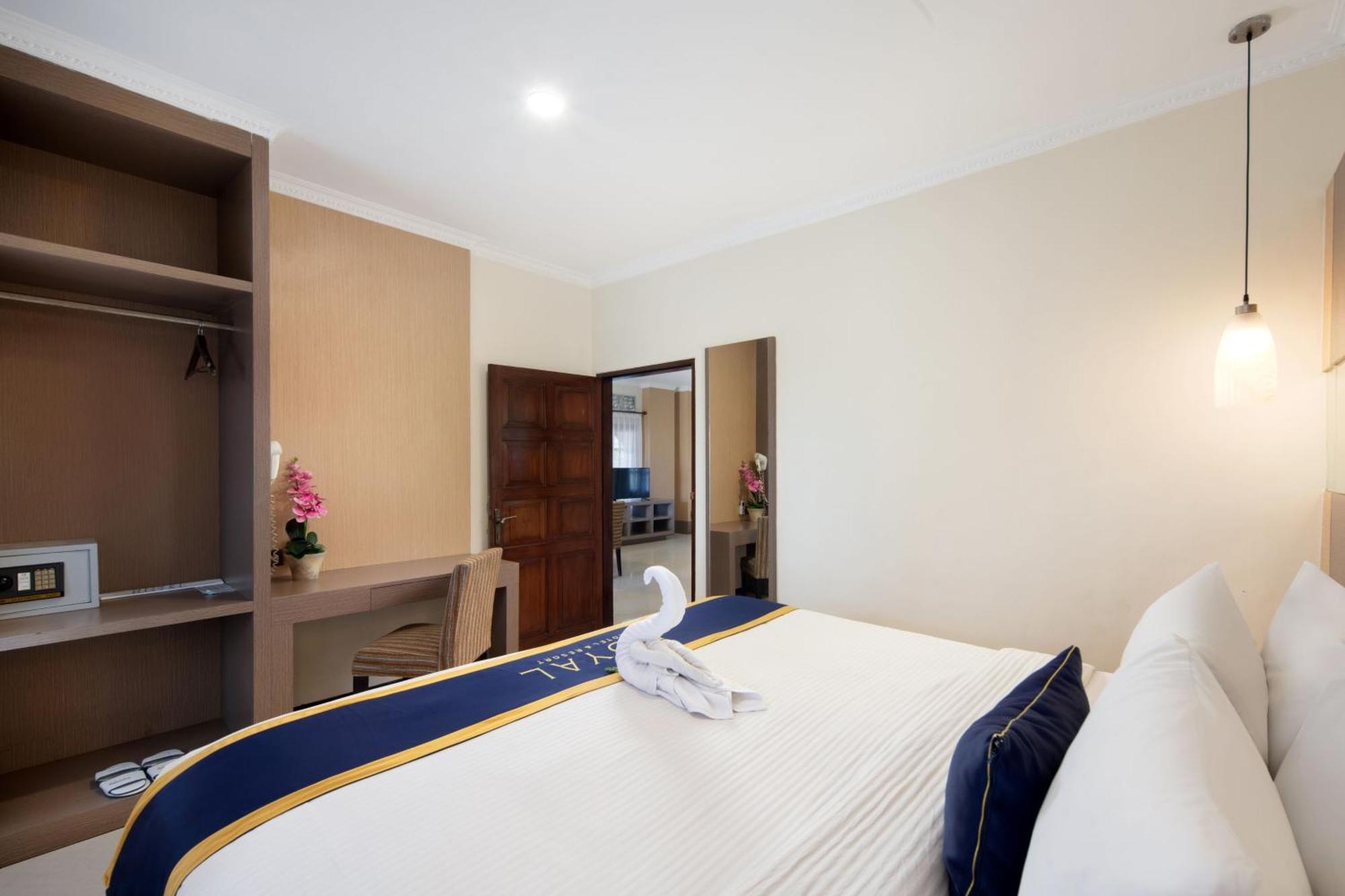 Royal Hotel And Villa Batu Бату Экстерьер фото
